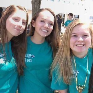 Meet your Posher, Raegan